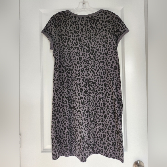 Gap leopard print pocket t-shirt dress size Medium - Picture 3 of 6